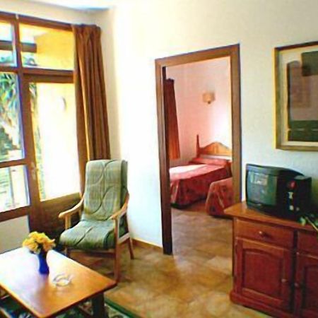 Apartamentos San Carlos ベナルマデナ エクステリア 写真