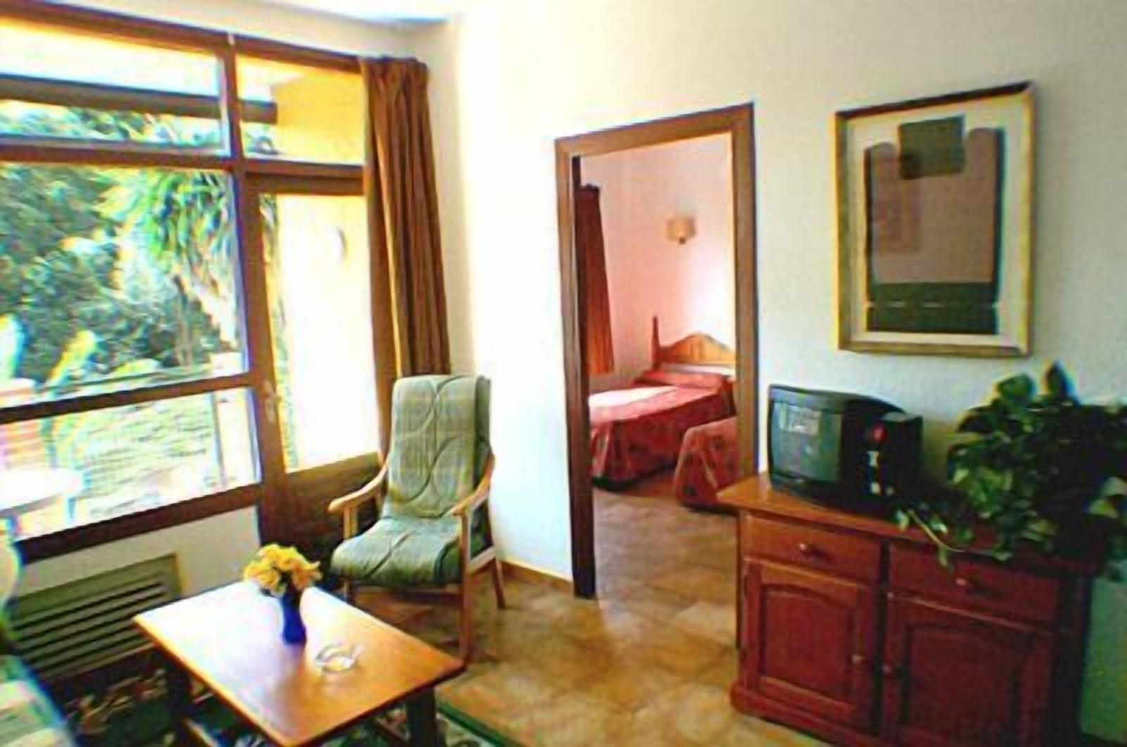Apartamentos San Carlos ベナルマデナ エクステリア 写真