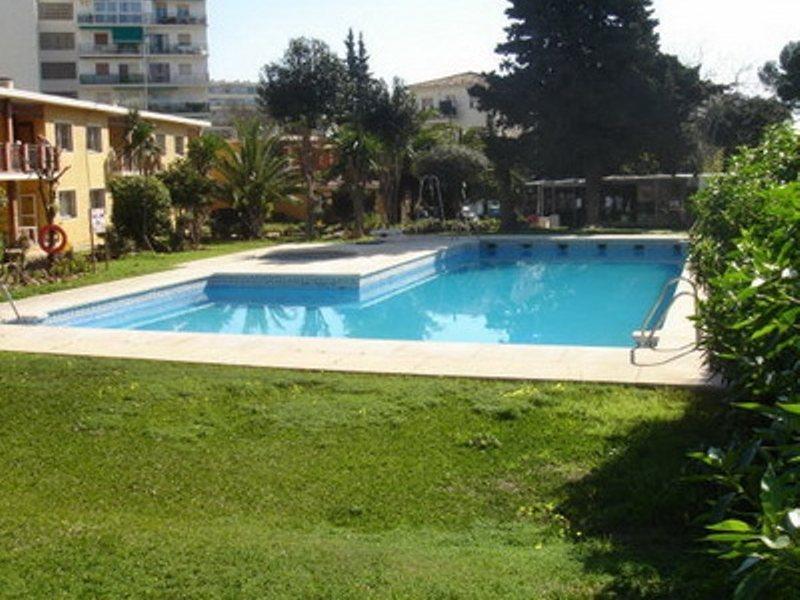 Apartamentos San Carlos ベナルマデナ エクステリア 写真