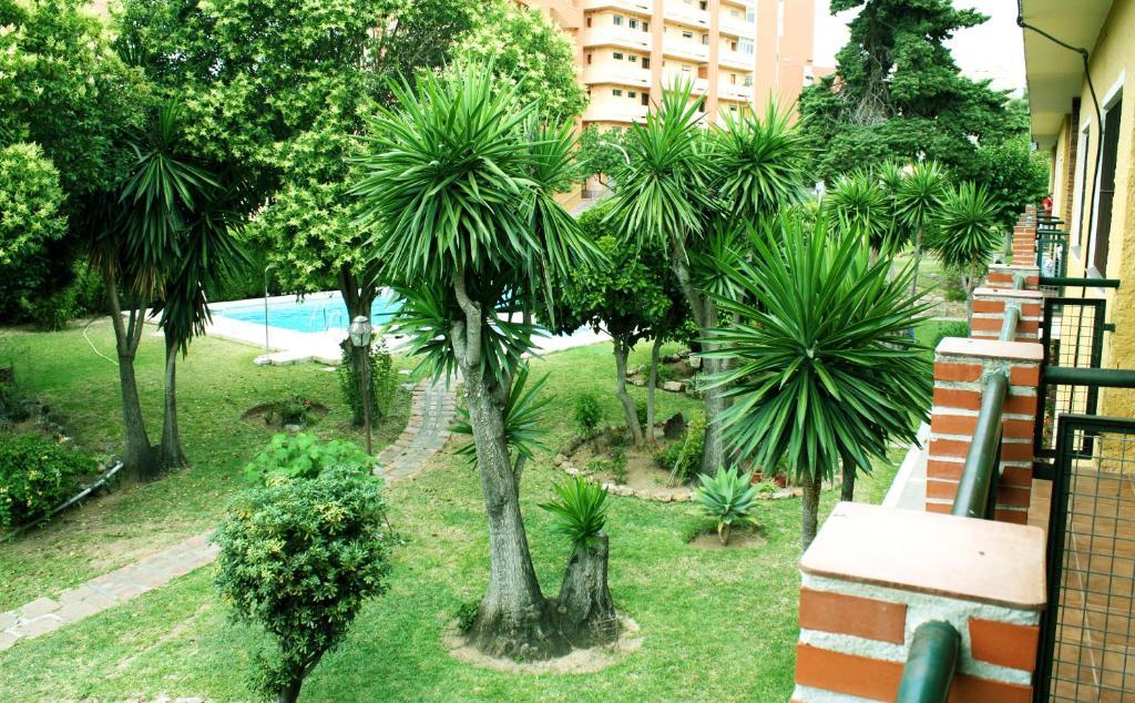 Apartamentos San Carlos ベナルマデナ エクステリア 写真